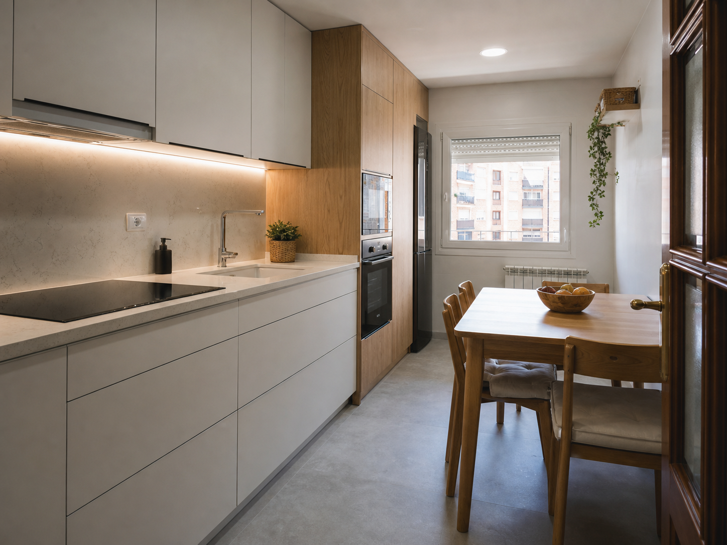 Cocina a medida reformada en Alcorcón
